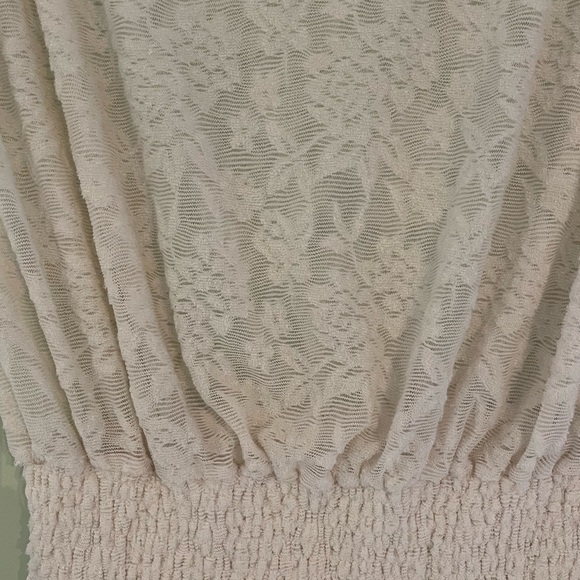 Beautiful Lace Top with Smocked Elasticized Bottom.Size XS. Fits size S-M. - Picture 2 of 6